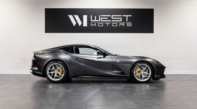 Ferrari 812 Superfast V12 800 ? IMMAT FRANCE Lift Carbone Disp Gris de 2019
