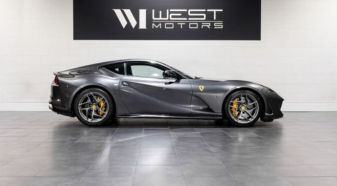 Ferrari 812 Superfast V12 800 ? FRAN�AISE Carbone Ext Int Disp Gris de 2017