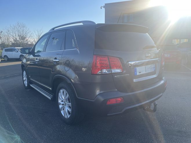 Kia Sorento 2.2 CRDI197 FAP PREMIUM NAVI BA 7PL MARRON  de 2012