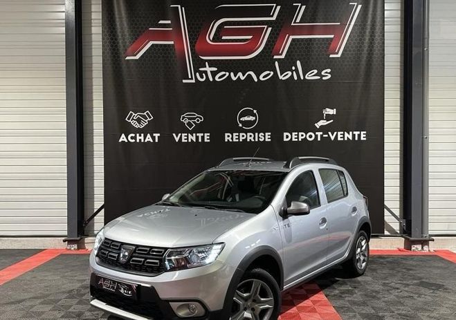 Cliquer pour voir la photo suivante Dacia Sandero 1.0 ECO-G 100ch Stepway Gris de 2020