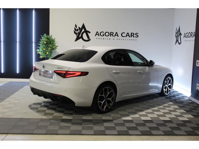 Alfa romeo Giulia 2.0 T - 280 - BVA Veloce Q4 - Si�ges �le BLANC de 2019