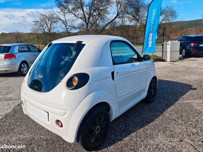Microcar Due  Blanche de 2017