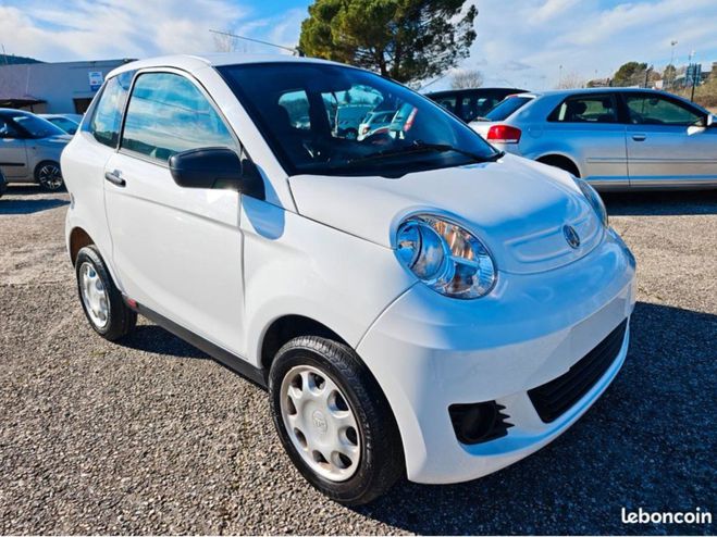 Cliquer pour voir la photo suivante Aixam Minauto Blanche de 2022