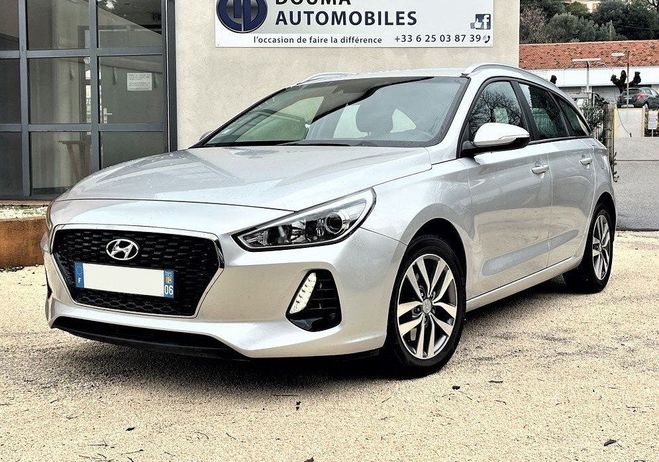 Hyundai I30 1.4 100CH BLUE DRIVE INITIA 5P Gris de 2017