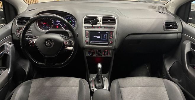 Volkswagen Polo 1.4 tdi 90 bluemotion r line 90ch Gris de 2017