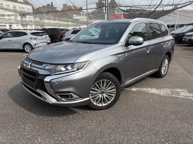 Mitsubishi Outlander III (2) PHEV TWIN MOTOR 4WD INSTYLE Gris m�tallis� de 2020