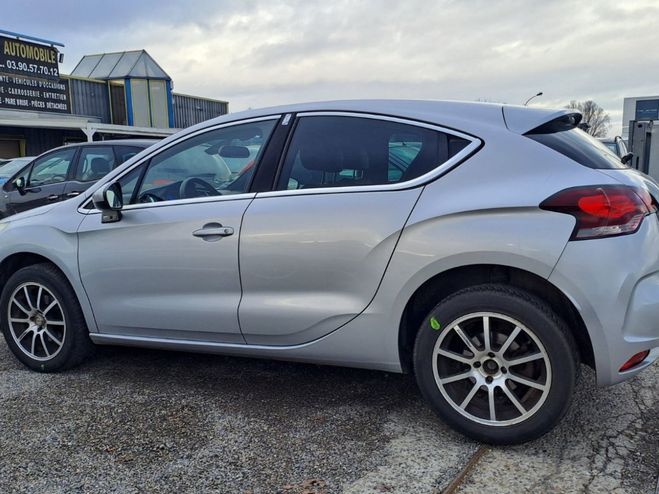 Citroen DS4 1.6 e-HDi BMP6 112 cv BOITE AUTO GRIS de 2011