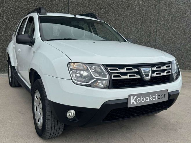 Dacia Duster 1.5 dCi Laureate -- 91.000 KM--USB-CLIM- Blanc M�tallis� de 