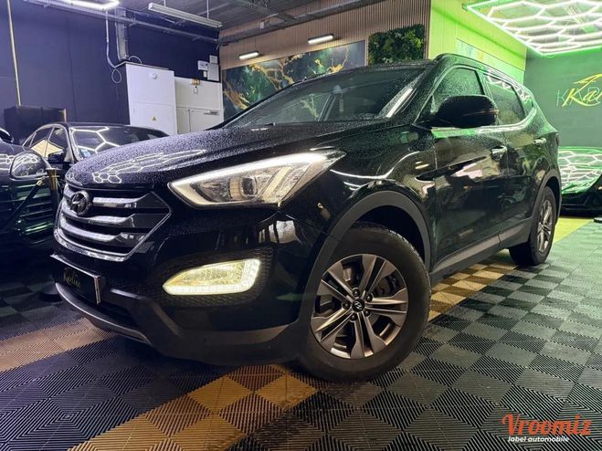 Cliquer pour voir la photo suivante Hyundai Santa Fe 2.2 CRDI 195 cv INTUITIVE 4WD I SIÈGES C Noir de 2015