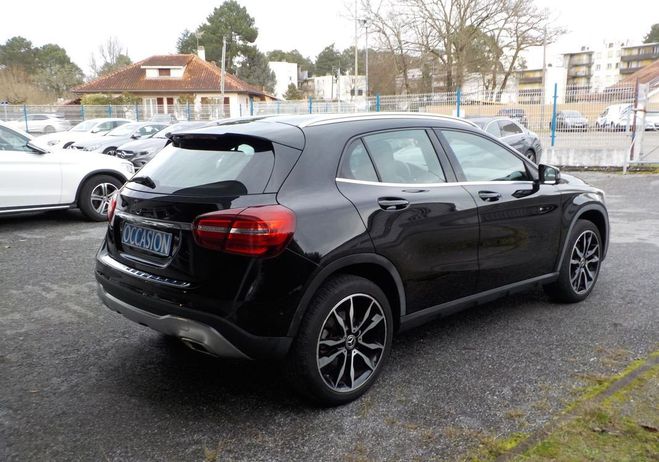 Mercedes Classe GLA Classe (2) 180 d sensation 7g-dct Noir de 2017