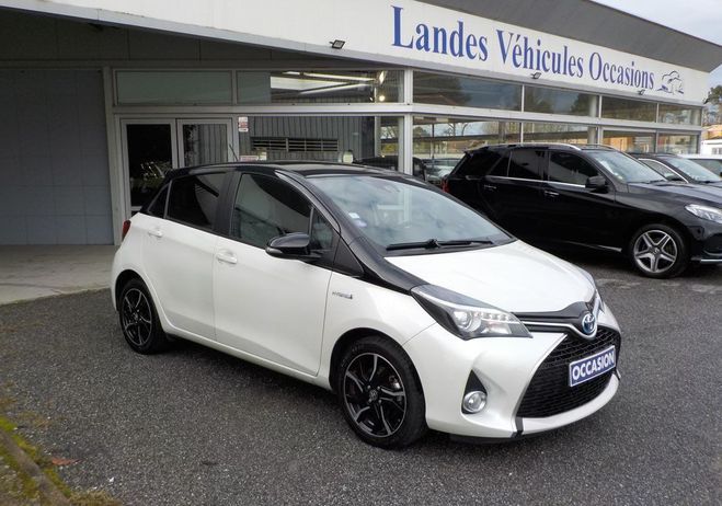 Toyota Yaris HYBRID 100H DYNAMIC 5P,�quip�e Ethanol Blanc de 2016
