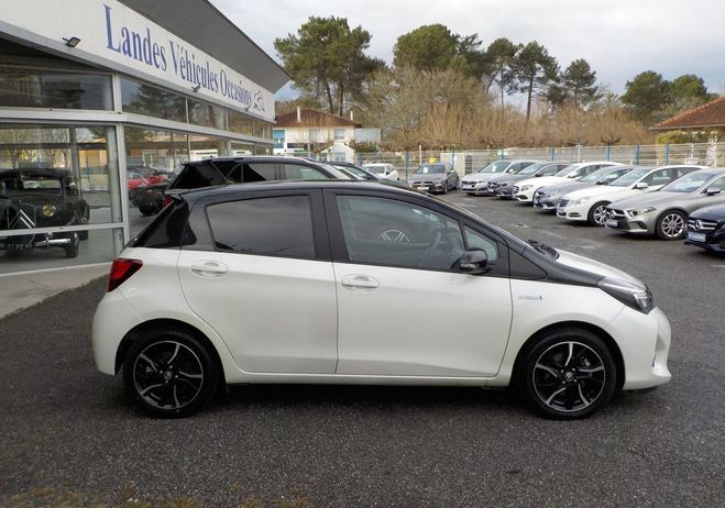 Toyota Yaris HYBRID 100H DYNAMIC 5P,�quip�e Ethanol Blanc de 2016