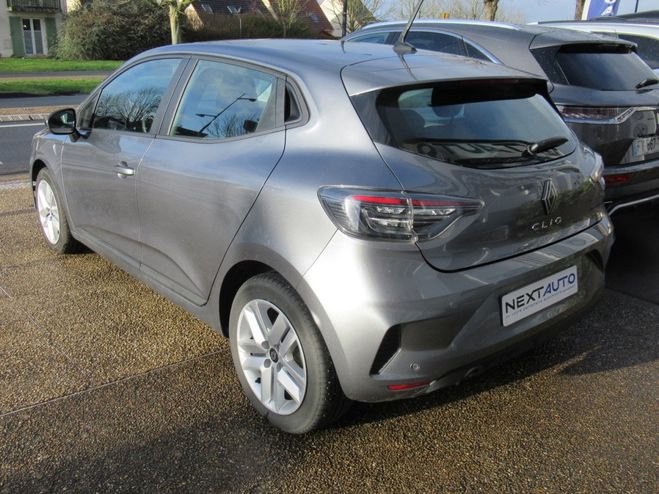 Renault Clio V 1.5 BLUE DCI 100CH EVOLUTION Gris Fonce de 2024