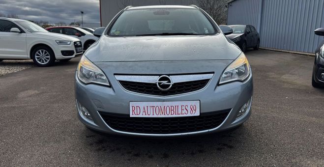 Opel Astra J Sports Tourer 1.7 CDTI 125 CH Innovati Gris de 2011