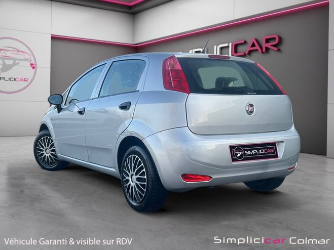 Fiat Punto SERIE 8 VPC 1.2 69 CH EASY Bluetooth Gar Gris de 2018