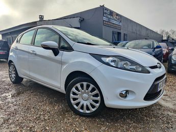  Voir d&eacute;tails -Ford Fiesta 1.4 TDCi 70 ch Trend 1�MAIN * 89mkm* &agrave; Uckange (57)