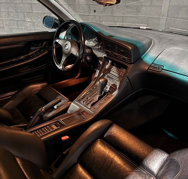 BMW Serie 8 850ci 5.0l v12 300ch bva Noir de 1992