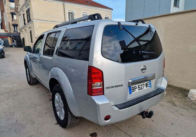Nissan Pathfinder 2.5 dci 171ch 7places �l�gance Gris de 2007