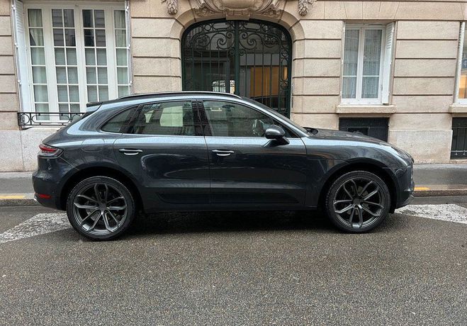 Porsche Macan 2.0 245CH PDK IMMAT FRANCE- ENTRETIENT Gris de 2019