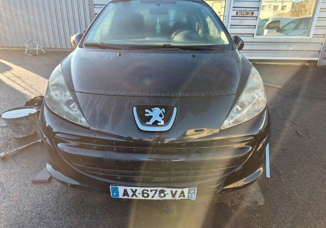 Peugeot 207 hdi en l etat Noir de 2007