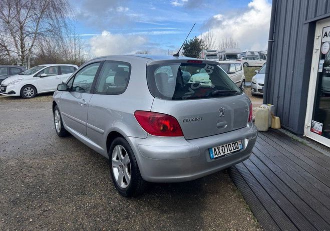 Peugeot 307 1.6 i 16V 110cv Autre de 2004