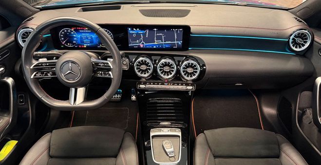 Mercedes Classe CLA Classe coupe 250 1.3 e 218h 160 eq-power Bleu de 2024