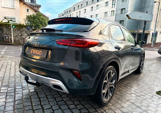 Kia Xceed 1.6 crdi 135 design dct bva   garantie 1 Gris de 2020