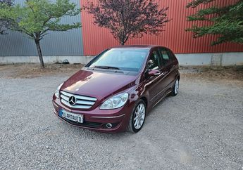  Voir d&eacute;tails -Mercedes Classe B 200 CDI 140ch Tr�s Bon Etat... &agrave; Rodez (12)