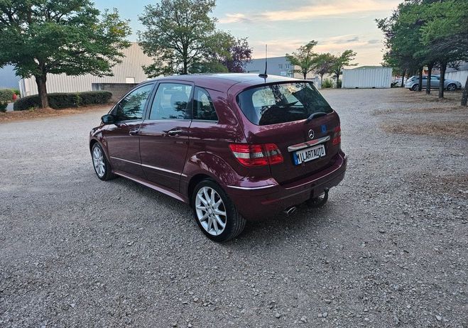 Mercedes Classe B 200 CDI 140ch Tr�s Bon Etat... Rouge de 2008