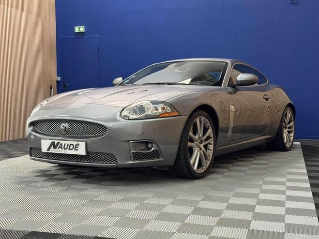 Jaguar XKR XK R 4.2i V8 Suraliment� 416 CH - COUP�  GRIS de 2010
