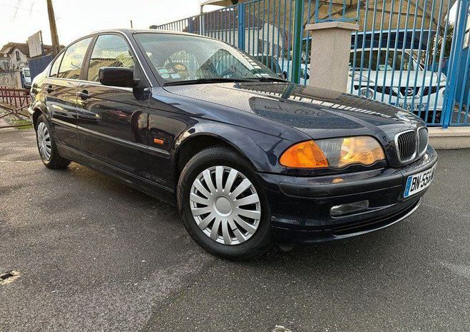 BMW Serie 3 320i E46 5 portes 199mkms Bleu de 1998