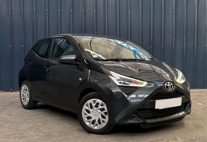 Toyota Aygo 1.0 VVTI 70 X-PLAY 5P - Garantie 1 An -  Gris de 2019