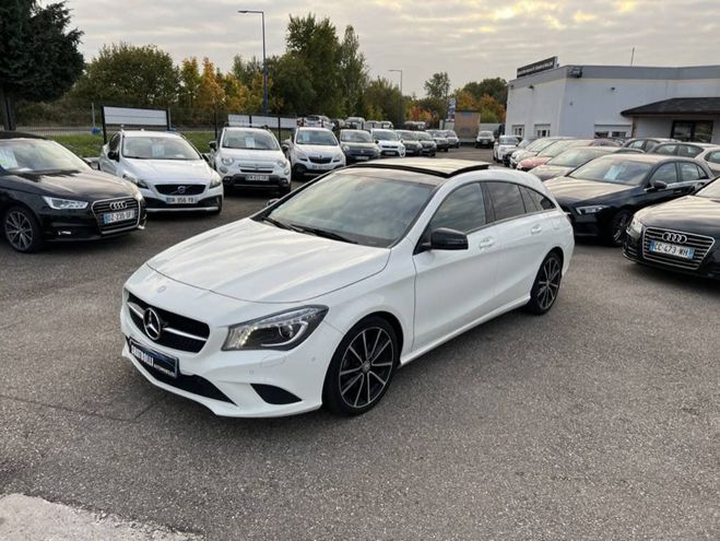 Mercedes Classe CLA ng Brake 220d 2.2 CDI 177cv 7G-DCT Bo�te BLANC de 2015