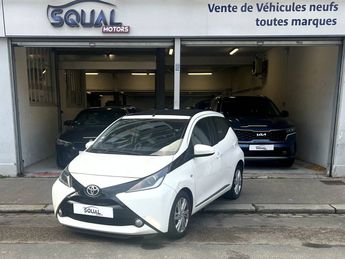  Voir d&eacute;tails -Toyota Aygo II 1.0 VVT-i 69ch Stop&Start x-wave 5p &agrave; Rouen (76)