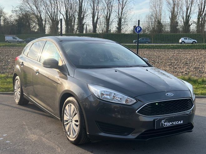 Ford Focus 1.0 ESS 125CH TREND * 72.000KM * 2016 *  GRIS de 2016
