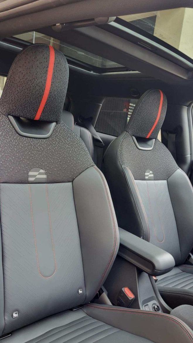 Mini Cooper John Works Hatch 3 Portes Melting Silver III de 2024