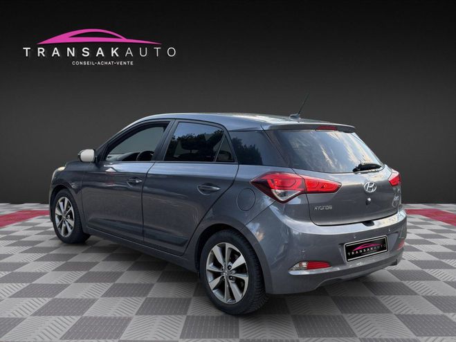 Hyundai I20 1.1 CRDi 75 Edition#Navi / CAMERA / RADA Gris de 2017
