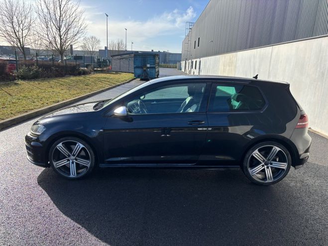 Volkswagen Golf VII R 2.0l TSI 300cv DSG6 4Motion - Suiv Noir de 2015
