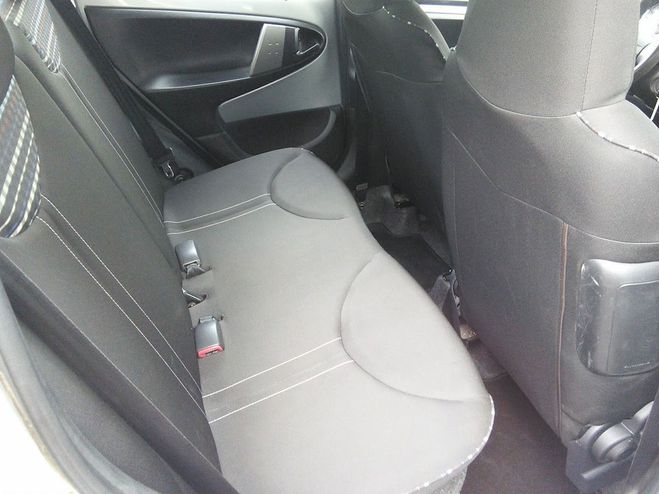 Citroen C1 1.0 68 Confort - MOTEUR A CHAINE DE DIST Gris de 2013