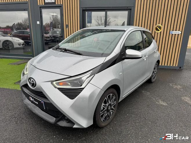 Toyota Aygo 1.0 VVTI 72ch X-PLAY 5p Camera Carplay Gris de 2020