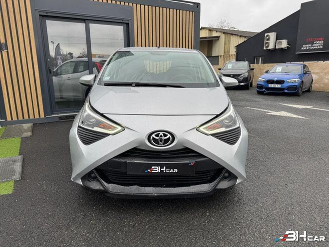 Toyota Aygo 1.0 VVTI 72ch X-PLAY 5p Camera Carplay Gris de 2020
