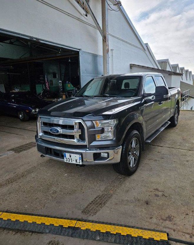 Ford F150 F v8 2016 Gris de 2016
