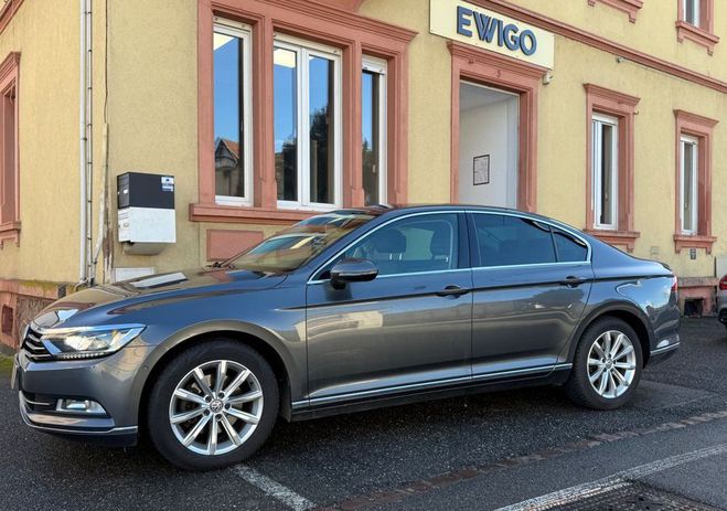 Volkswagen Passat 2.0 tdi 150 bluemotion carat dsg bva-cam Gris de 2015
