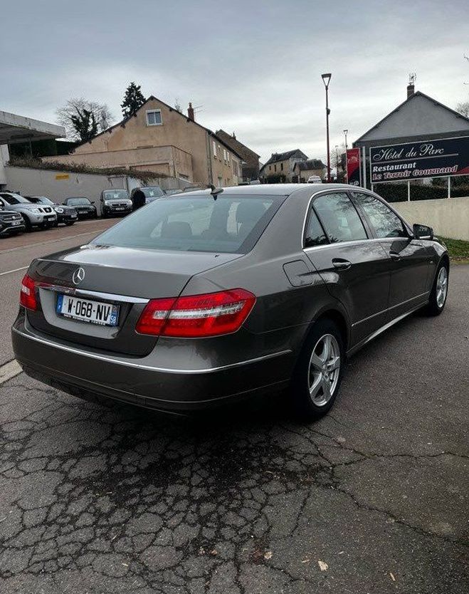 Mercedes Classe E E250 CDI �L�GANCE BVA Marron de 2009