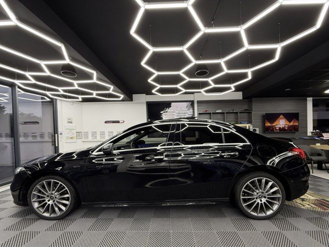 Mercedes Classe A BERLINE 250 e EQ POWER 8G-DCT AMG Line F Noir de 2020