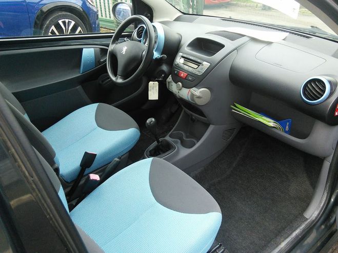 Peugeot 107 1.0 68 Urban Move CLIM Gris anthracite de 2008