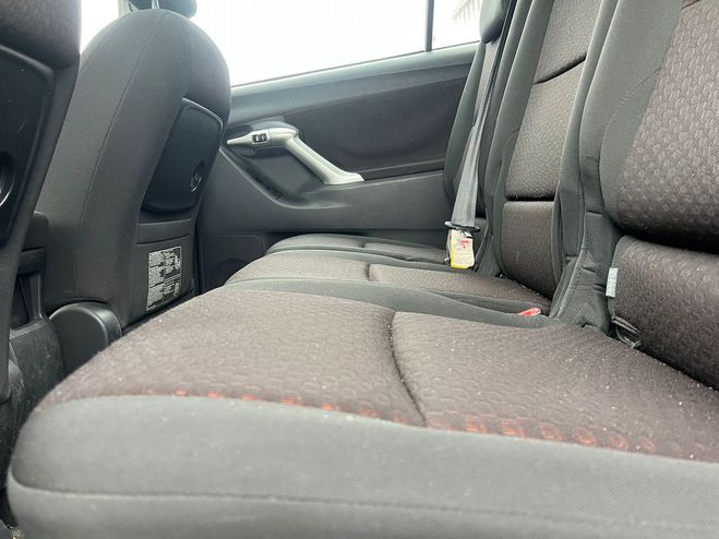 Toyota Corolla Verso 2.0 D4D TURBO LOUNGE 5P ROULE PARFAITEME Gris fonc� de 2011