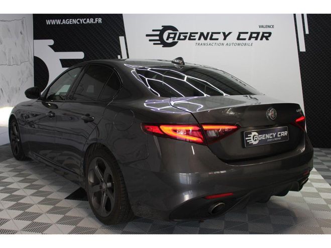Alfa romeo Giulia 2.0 - Sport GRIS FONCE de 2018