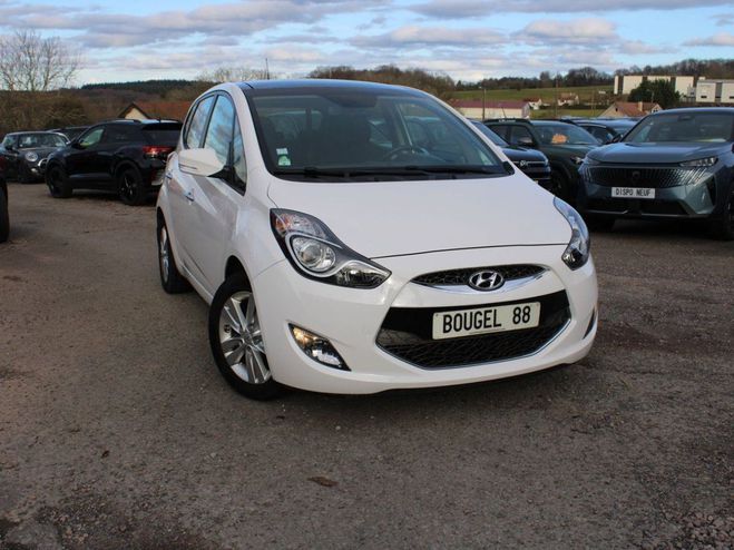 Cliquer pour voir la photo suivante Hyundai Ix20 1.6 CRDI 115 BLUE DRIVE CREATIVE GPS CAM Blanc Cristal de 2014