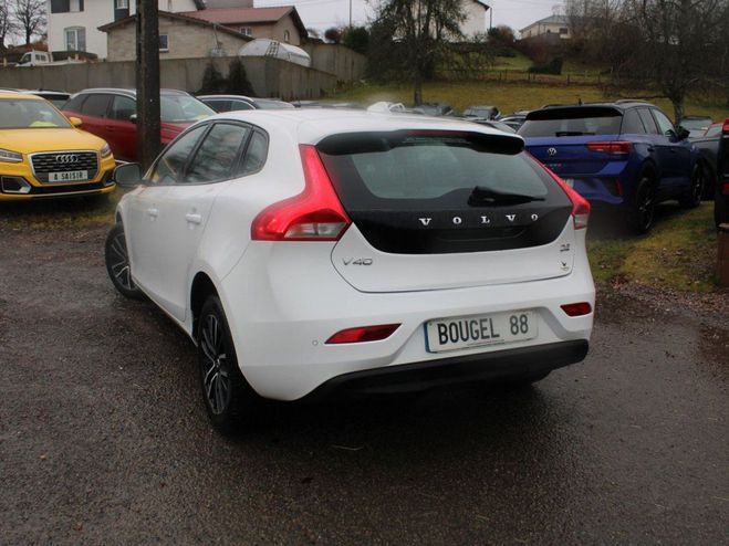 Volvo V40 D2 BUSINESS 2L DIESEL 120 CV GPS 3D CAM� Blanc Alpin de 2019